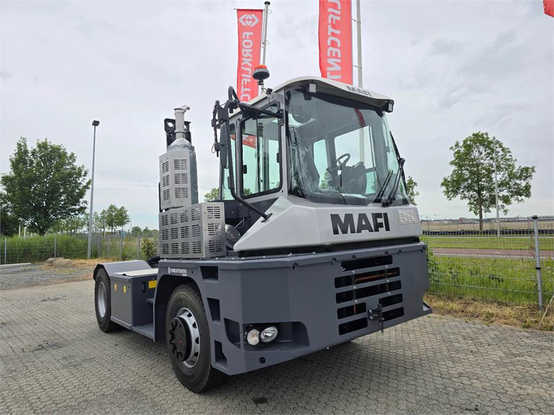 Mafi R336 4x4 - جرارات صالات المطارات: صور 1 Mafi R336 4x4 - جرارات صالات المطارات: صور 1