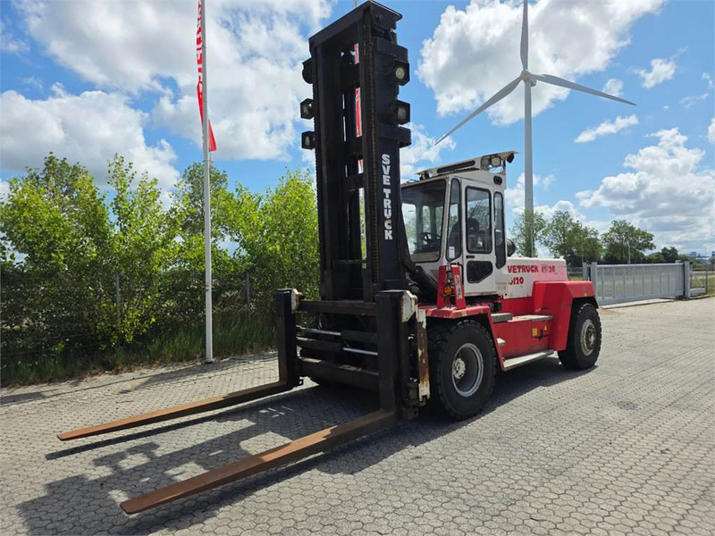 Svetruck 16120 - رافعة شوكية ديزل: صور 4 Svetruck 16120 - رافعة شوكية ديزل: صور 4