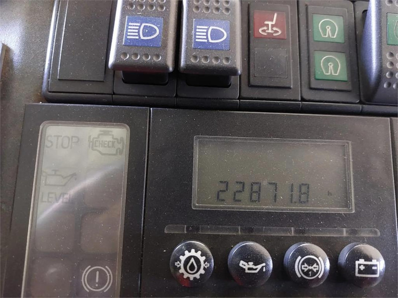 جرارات صالات المطارات Terberg RT222 4x4: صور 19 جرارات صالات المطارات Terberg RT222 4x4: صور 19