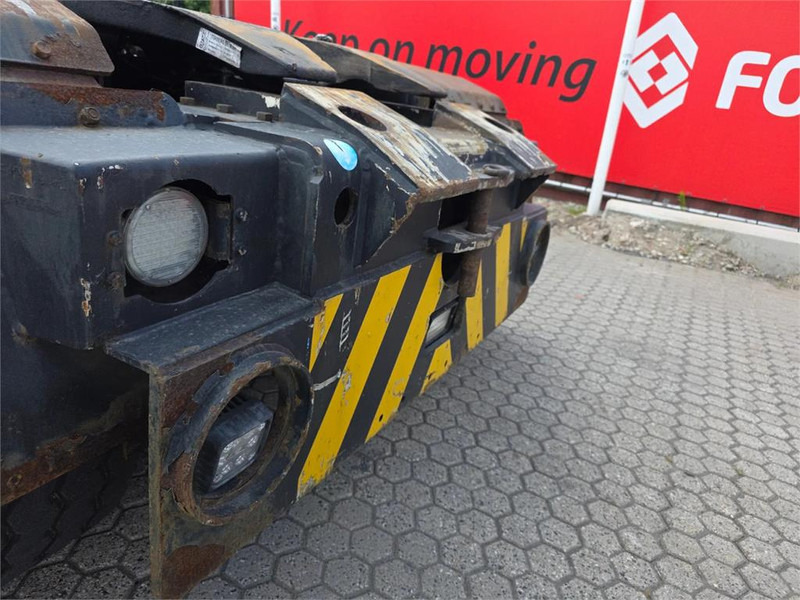 جرارات صالات المطارات Terberg RT222 4x4: صور 11 جرارات صالات المطارات Terberg RT222 4x4: صور 11