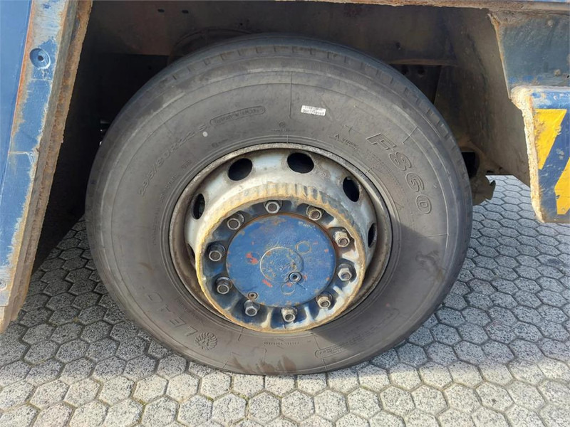 جرارات صالات المطارات Terberg RT283 4x4: صور 13 جرارات صالات المطارات Terberg RT283 4x4: صور 13