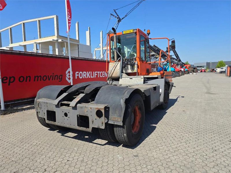 جرارات صالات المطارات Terberg YT182: صور 7