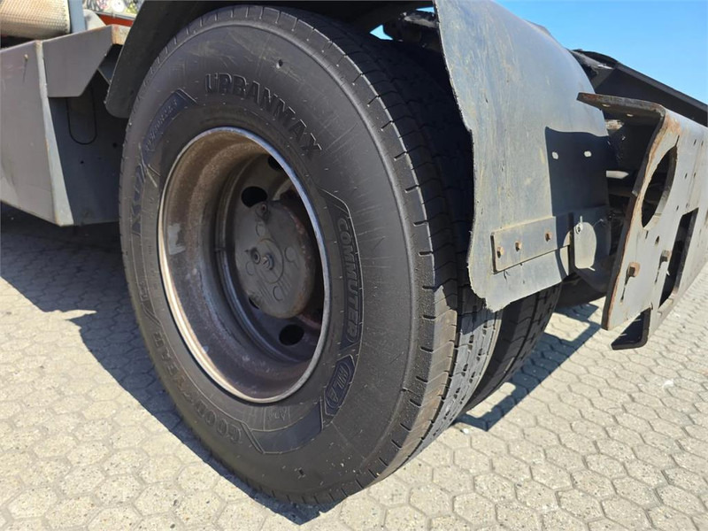 جرارات صالات المطارات Terberg YT182: صور 13