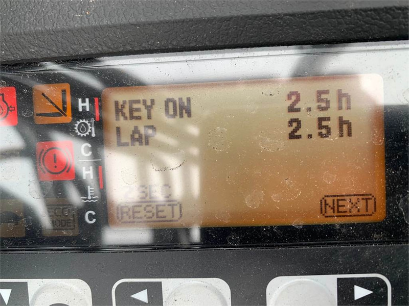 رافعة شوكية تعمل بالغاز Toyota 02-8FGF30: صور 9