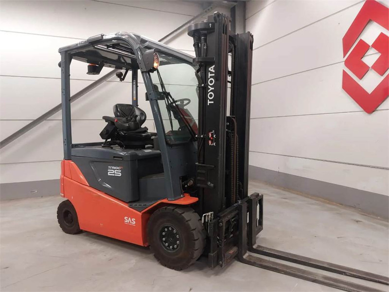 Toyota 8FBMKT25 - رافعة شوكية كهربائية: صور 3 Toyota 8FBMKT25 - رافعة شوكية كهربائية: صور 3