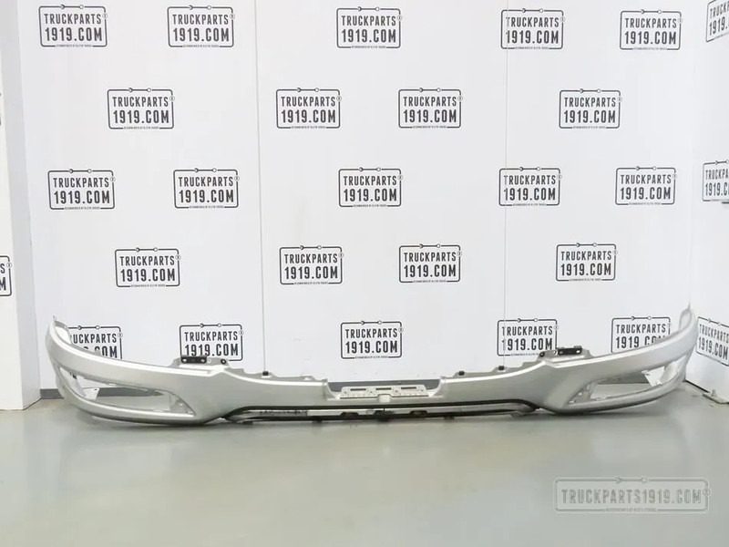 DAF 1953385 Bumper DAF XF 106 - كأس مترعة - شاحنة: صور 1 DAF 1953385 Bumper DAF XF 106 - كأس مترعة - شاحنة: صور 1