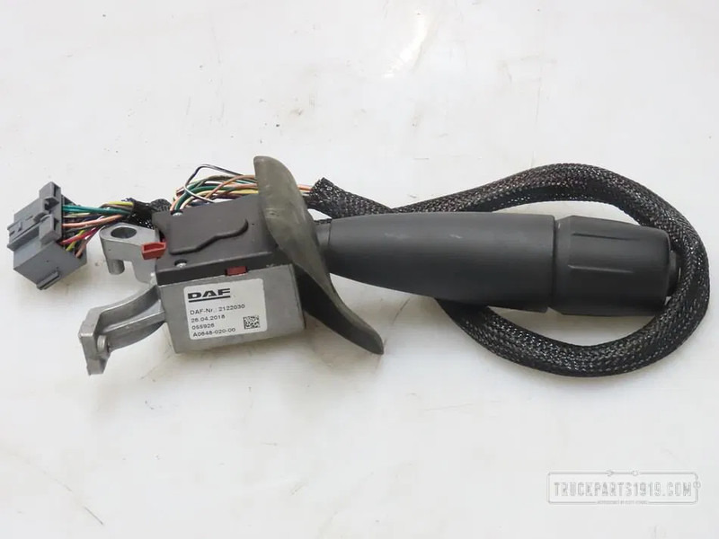 DAF 2122030 Stuurkolom schak. li. DAF - لوحة القيادة - شاحنة: صور 1 DAF 2122030 Stuurkolom schak. li. DAF - لوحة القيادة - شاحنة: صور 1