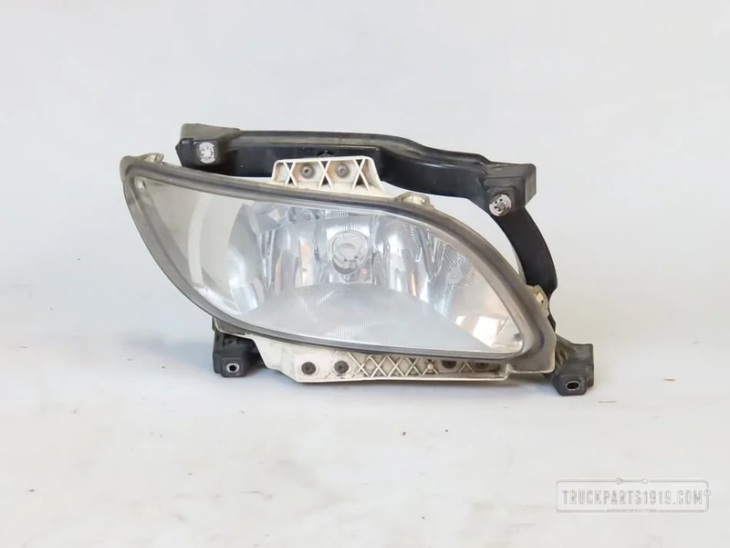 DAF Lighting Mistlamp Re. DAF 106 - مصباح الضباب - شاحنة: صور 1 DAF Lighting Mistlamp Re. DAF 106 - مصباح الضباب - شاحنة: صور 1