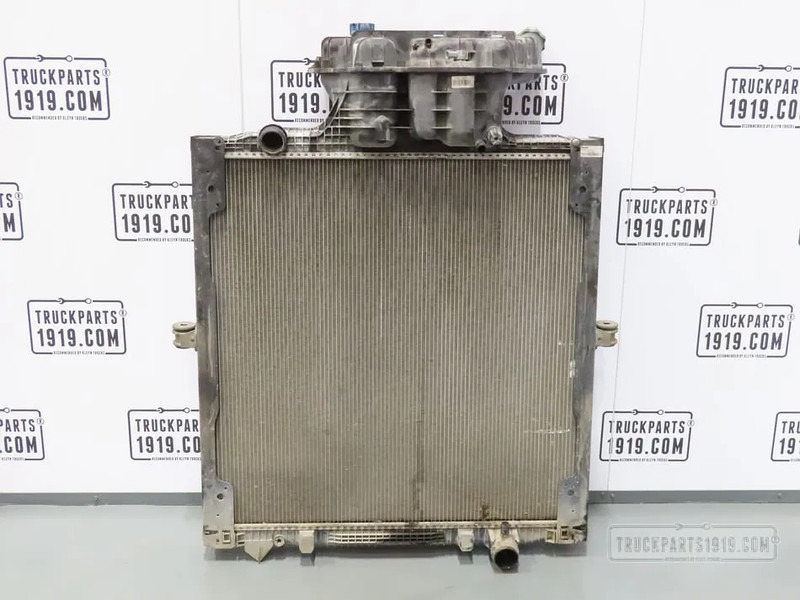 MAN 81.06101-6809 Radiateur TGX - المشعاع - شاحنة: صور 1 MAN 81.06101-6809 Radiateur TGX - المشعاع - شاحنة: صور 1