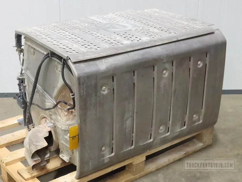 Mercedes-Benz MB Exhaust System Katalysator MP4 - محول حفزي - شاحنة: صور 1 Mercedes-Benz MB Exhaust System Katalysator MP4 - محول حفزي - شاحنة: صور 1