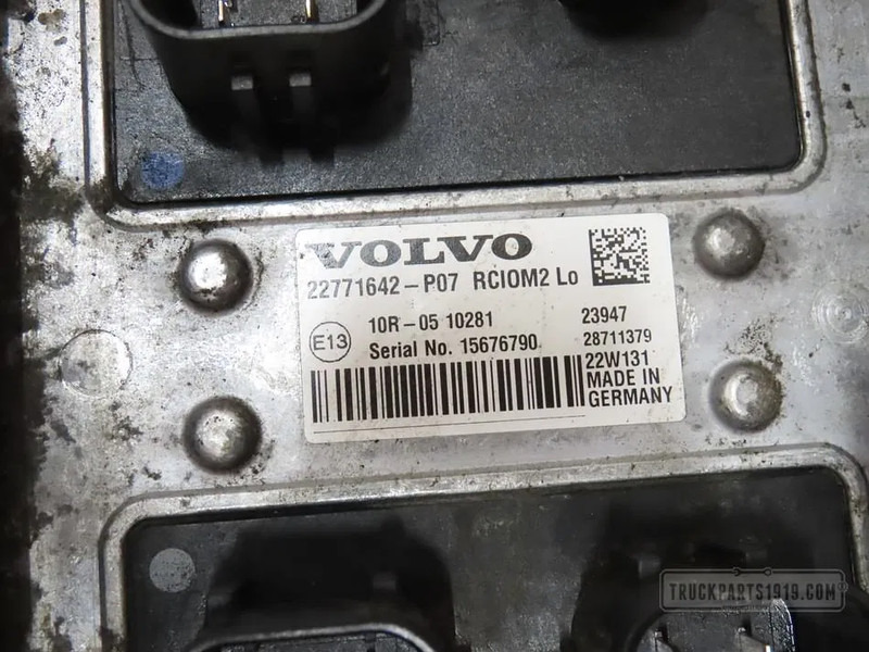 Volvo 22771642 Regeleenheid RCIOM - كتلة التحكم - شاحنة: صور 2 Volvo 22771642 Regeleenheid RCIOM - كتلة التحكم - شاحنة: صور 2