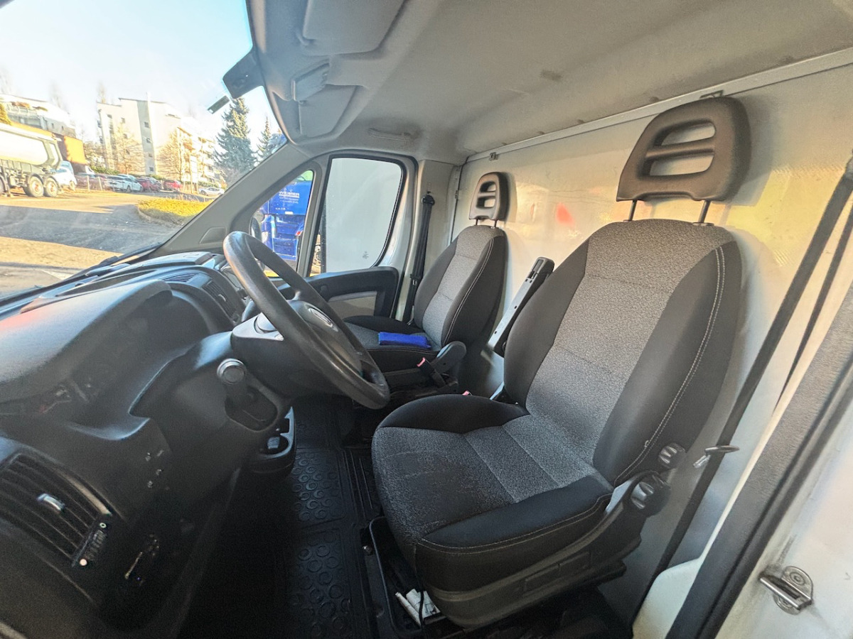 FIAT Ducato 2.3MJ - الشاحنات الصغيرة المبردة: صور 4 FIAT Ducato 2.3MJ - الشاحنات الصغيرة المبردة: صور 4