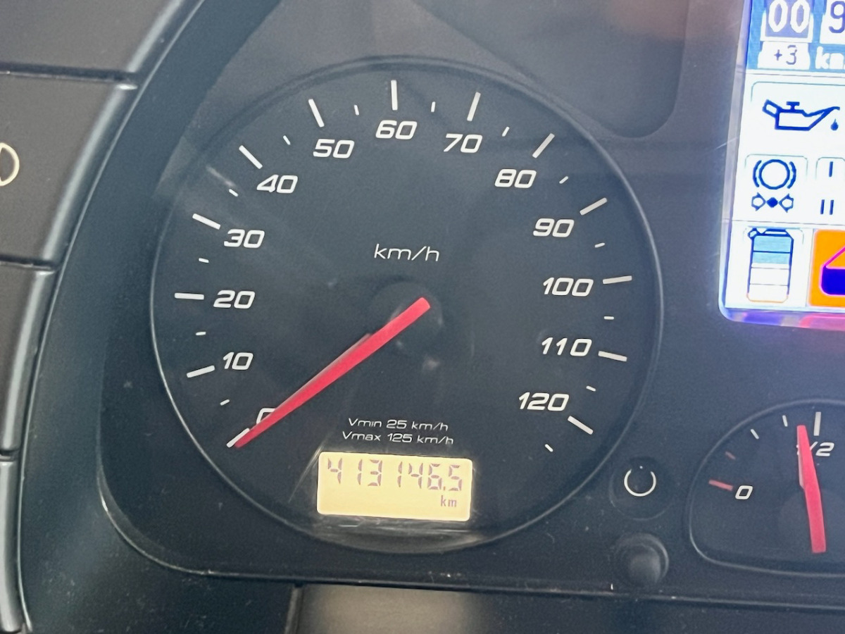 IVECO 260S42 Stralis - بصندوق مغلق شاحنة: صور 5 IVECO 260S42 Stralis - بصندوق مغلق شاحنة: صور 5