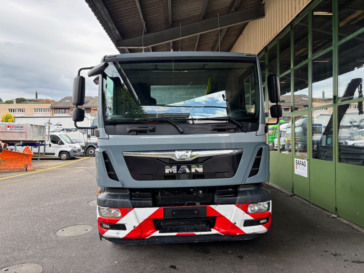 MAN TGM 18.340 - شاحنات قابلة للفك شاحنة: صور 3 MAN TGM 18.340 - شاحنات قابلة للفك شاحنة: صور 3