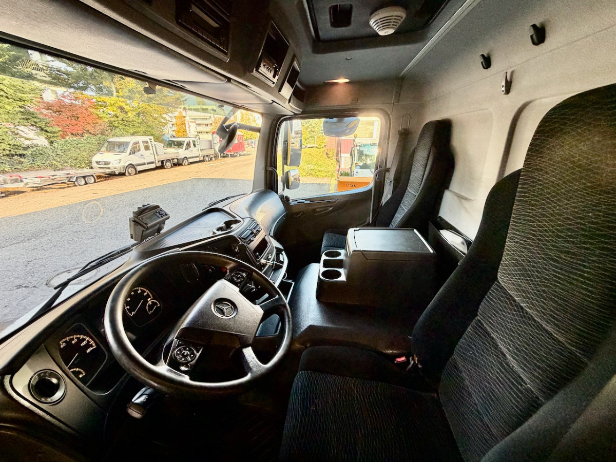 MERCEDES 1224 L - شاحنة ستارة: صور 4 MERCEDES 1224 L - شاحنة ستارة: صور 4