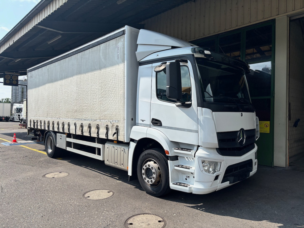 MERCEDES Antos 1824 - بصندوق مغلق شاحنة: صور 1 MERCEDES Antos 1824 - بصندوق مغلق شاحنة: صور 1