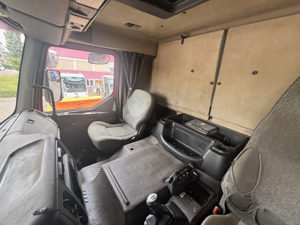 RENAULT Kerax 420DCI 4x4 - قلابات: صور 5 RENAULT Kerax 420DCI 4x4 - قلابات: صور 5