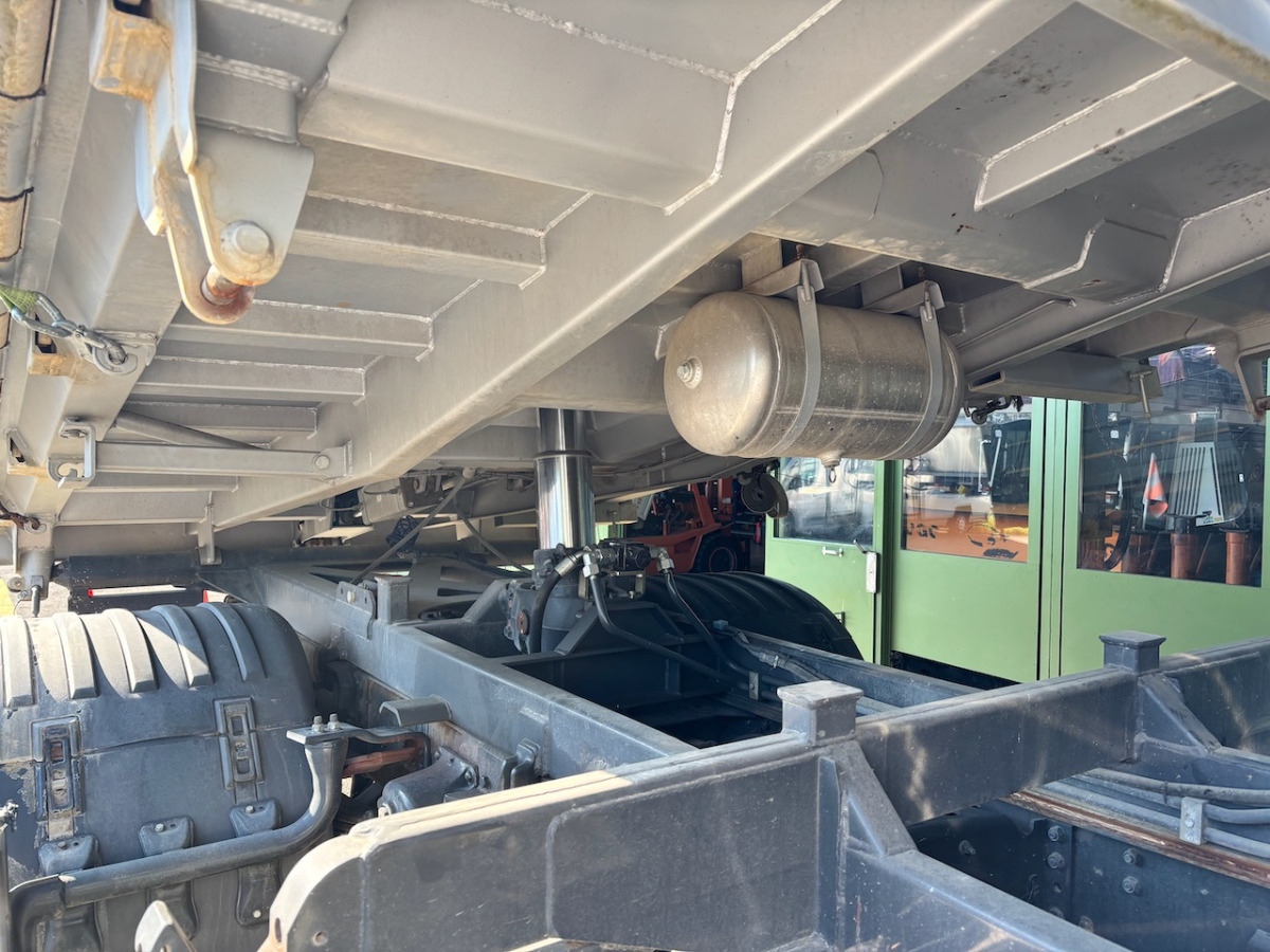 SCANIA R 380 CB4x2 - قلابات: صور 5 SCANIA R 380 CB4x2 - قلابات: صور 5