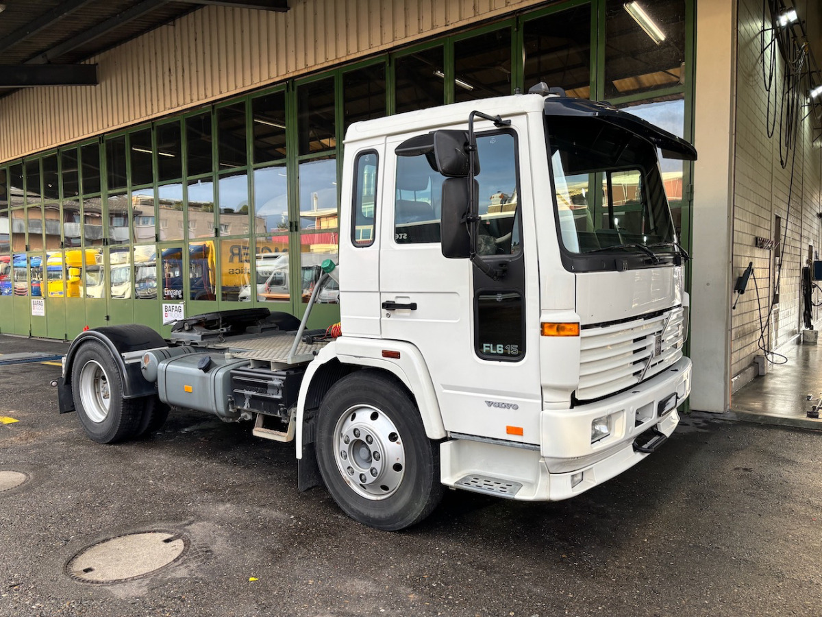 VOLVO FL6H615 - شاحنة جرار: صور 1 VOLVO FL6H615 - شاحنة جرار: صور 1