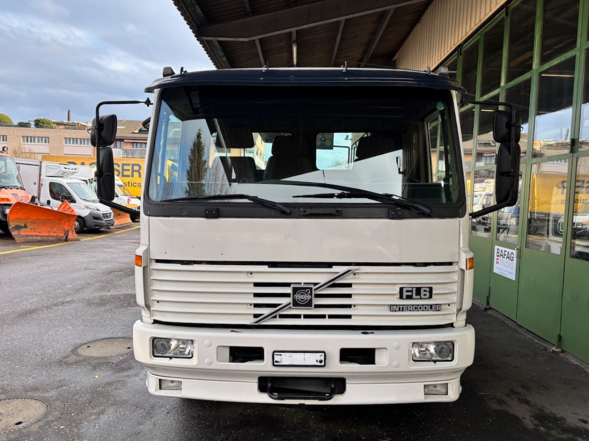 VOLVO FL6H615 - شاحنة جرار: صور 2 VOLVO FL6H615 - شاحنة جرار: صور 2