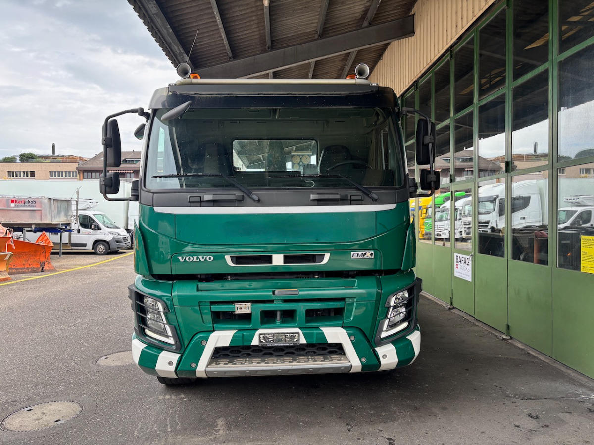 VOLVO FMX-500 8x4R - شاحنة ذات الخطاف: صور 3 VOLVO FMX-500 8x4R - شاحنة ذات الخطاف: صور 3