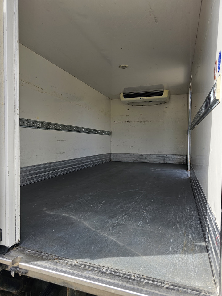 IVECO EUROCARGO 75-190 LBW Palfinger - مبردة شاحنة: صور 3 IVECO EUROCARGO 75-190 LBW Palfinger - مبردة شاحنة: صور 3