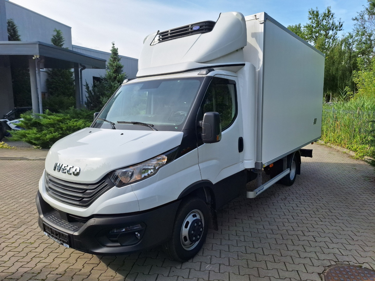 Iveco Daily 70C18 Kühlkoffer LBW BÃR - الشاحنات الصغيرة المبردة: صور 4 Iveco Daily 70C18 Kühlkoffer LBW BÃR - الشاحنات الصغيرة المبردة: صور 4
