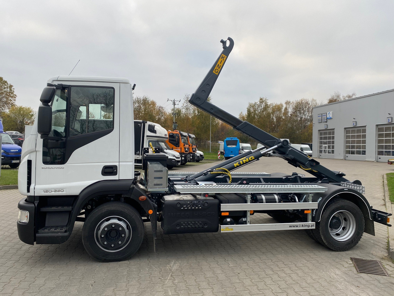 Iveco Eurocargo 120-220 ML120E22/P - شاحنة ذات الخطاف: صور 1 Iveco Eurocargo 120-220 ML120E22/P - شاحنة ذات الخطاف: صور 1