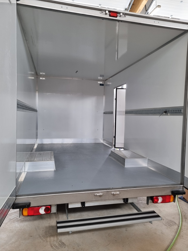 Renault Master 165 Koffer Platform Tiefrahmen - الشاحنات الصغيرة صندوق مغلق: صور 3 Renault Master 165 Koffer Platform Tiefrahmen - الشاحنات الصغيرة صندوق مغلق: صور 3