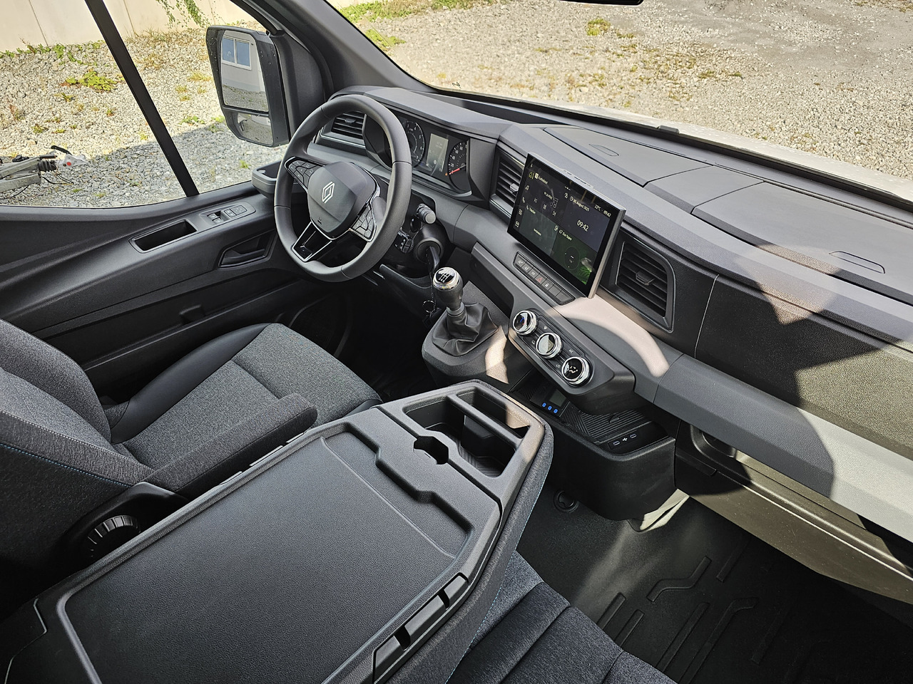 Renault Master 170 Tiefkühlkoffer -18°C 220V - الشاحنات الصغيرة المبردة: صور 4 Renault Master 170 Tiefkühlkoffer -18°C 220V - الشاحنات الصغيرة المبردة: صور 4