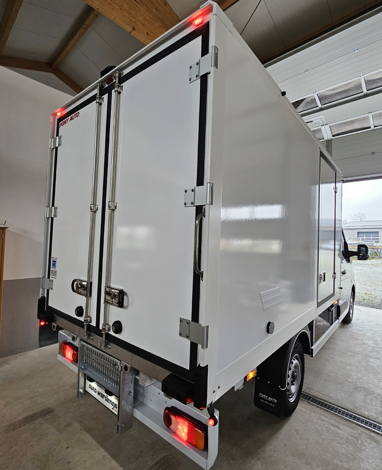 Renault Master Kühlkoffer O°/+20°C 230V Standkühlung - الشاحنات الصغيرة المبردة: صور 4 Renault Master Kühlkoffer O°/+20°C 230V Standkühlung - الشاحنات الصغيرة المبردة: صور 4