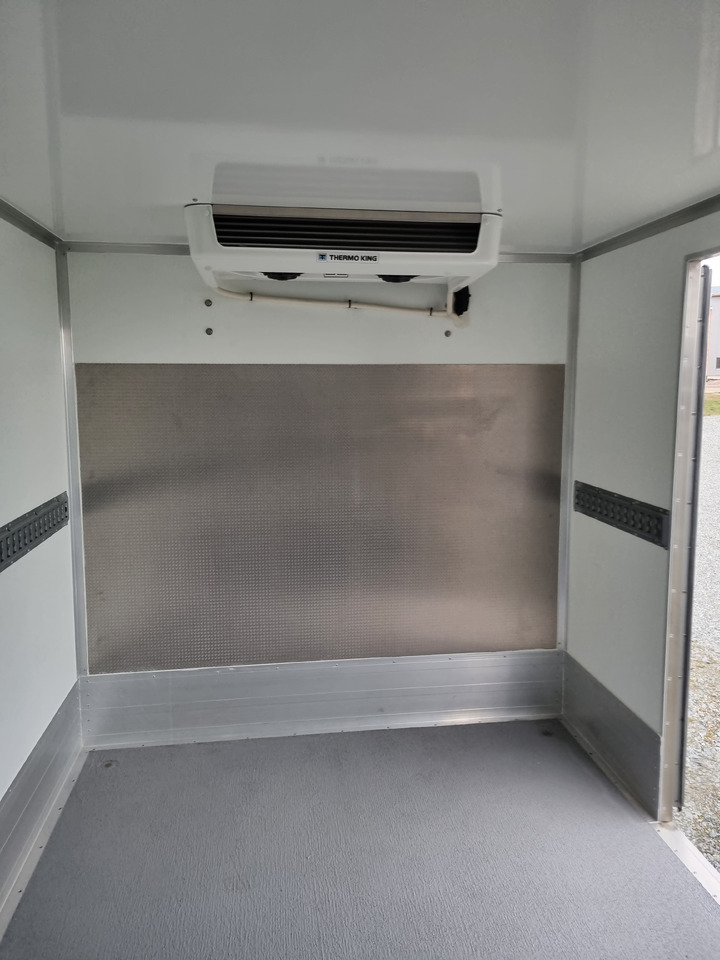 Renault Master Kühlkoffer O°/+20°C 230V Standkühlung - الشاحنات الصغيرة المبردة: صور 5 Renault Master Kühlkoffer O°/+20°C 230V Standkühlung - الشاحنات الصغيرة المبردة: صور 5