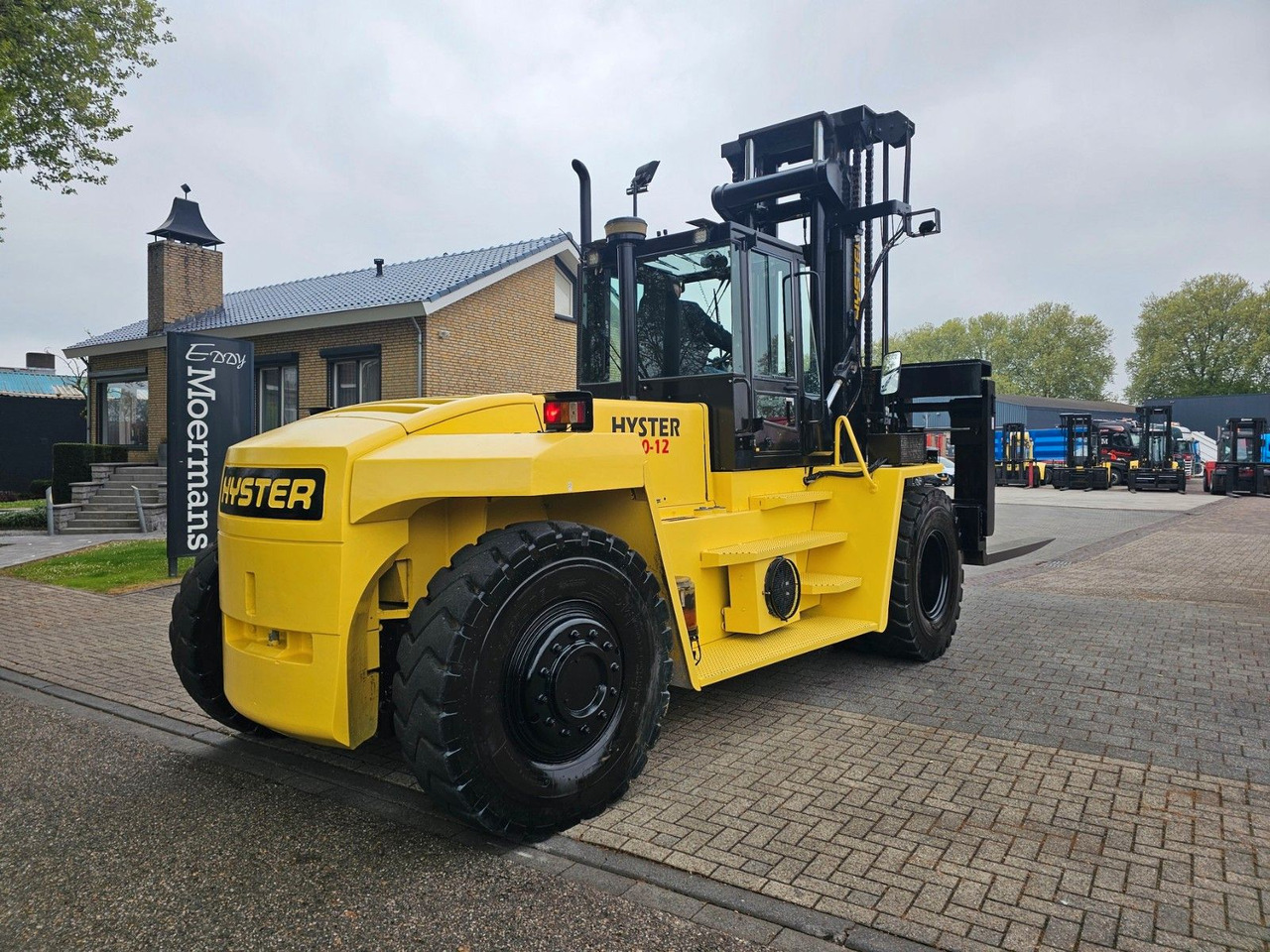 Hyster H18.00XM-12 - رافعة شوكية ديزل: صور 4 Hyster H18.00XM-12 - رافعة شوكية ديزل: صور 4