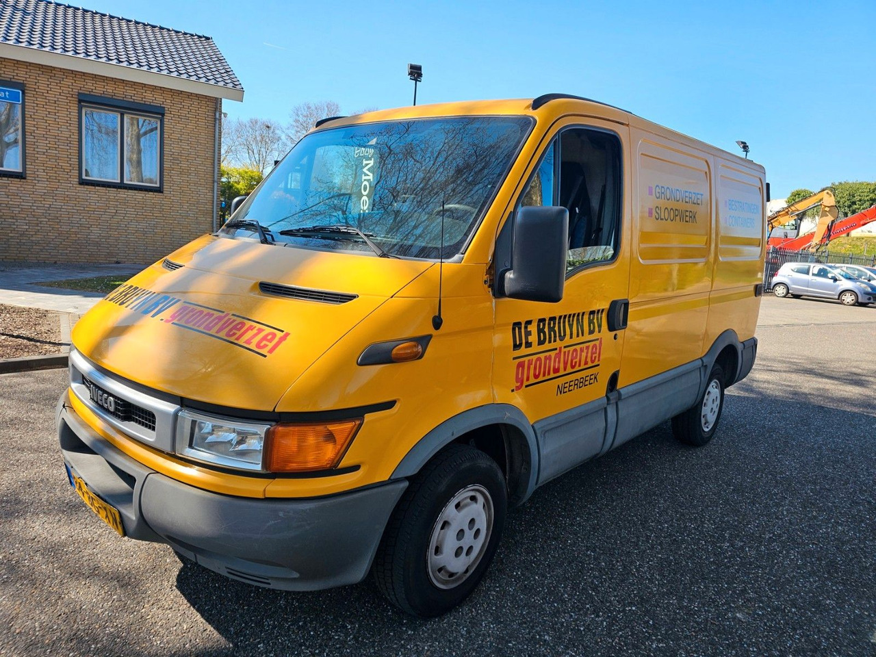 Iveco 29L 10V - فان المدمجة: صور 3 Iveco 29L 10V - فان المدمجة: صور 3