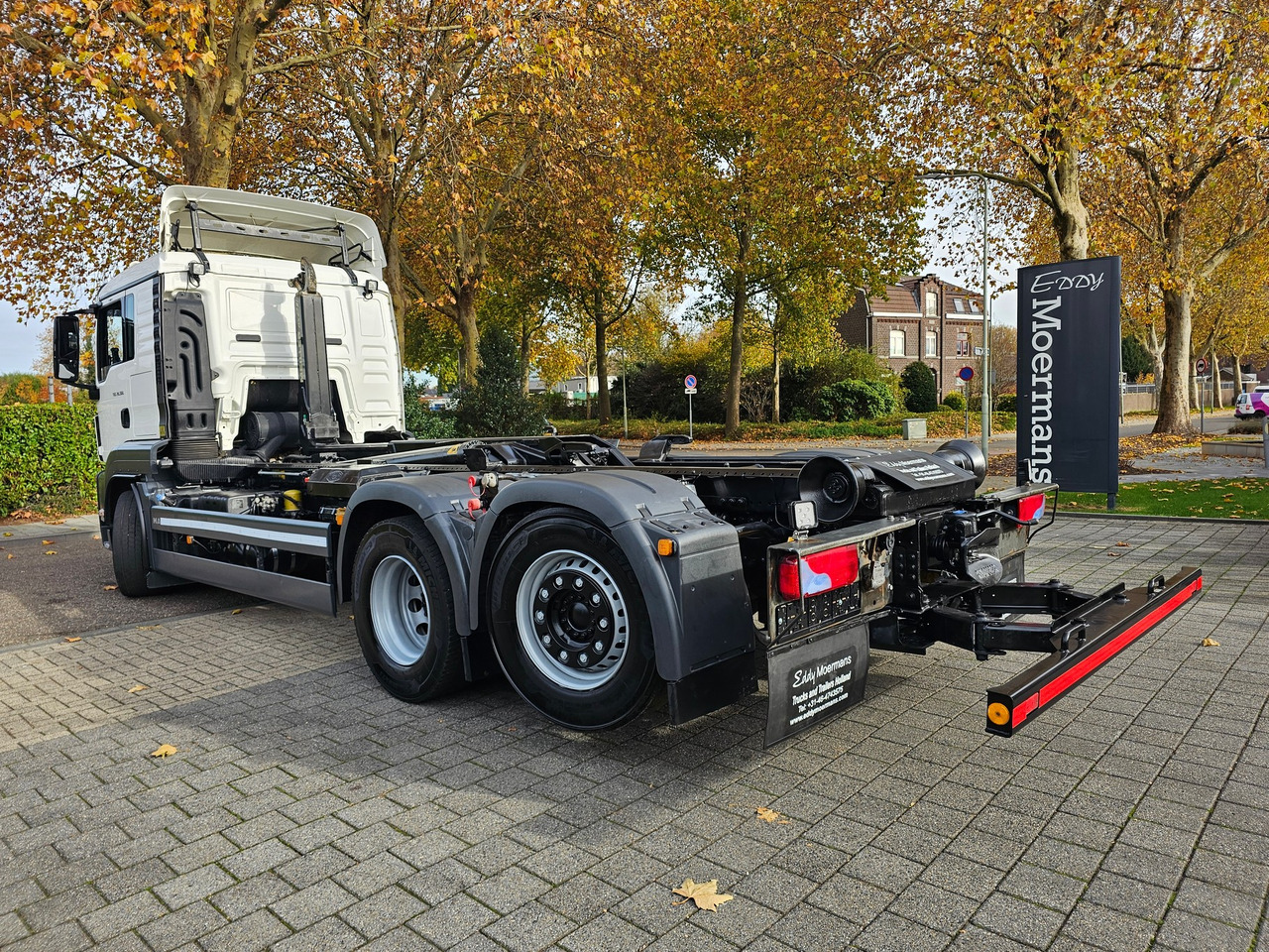 MAN TGS 28.500 L 6x2-4 Hooklift - شاحنة ذات الخطاف: صور 2 MAN TGS 28.500 L 6x2-4 Hooklift - شاحنة ذات الخطاف: صور 2