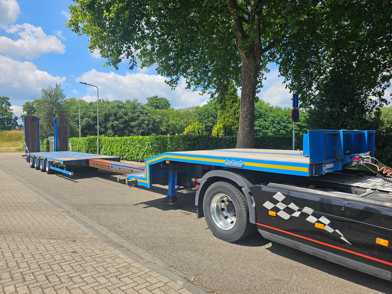 Nooteboom OSD-58-04V With Hydraulic Ramps - عربة مسطحة منخفضة نصف مقطورة: صور 2 Nooteboom OSD-58-04V With Hydraulic Ramps - عربة مسطحة منخفضة نصف مقطورة: صور 2