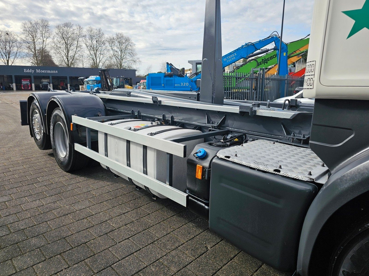 شاحنة ذات الخطاف Scania R490 Highline Abrollkipper: صور 19