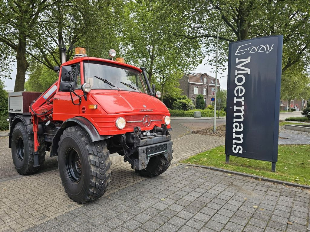 Unimog 406/U9000 4x4 - شاحنة كرين: صور 1 Unimog 406/U9000 4x4 - شاحنة كرين: صور 1