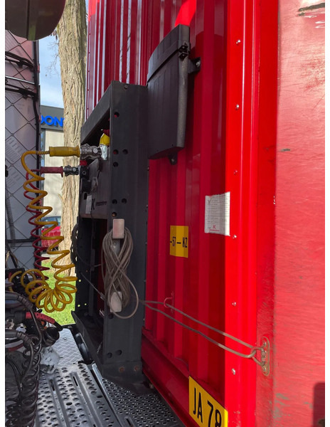 Kässbohrer Taut line XXL certificaat bij - الخيمة نصف مقطورة: صور 2 Kässbohrer Taut line XXL certificaat bij - الخيمة نصف مقطورة: صور 2