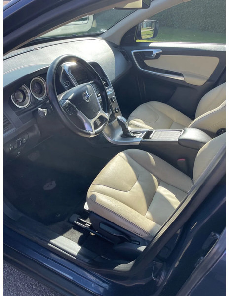 هاتشباك Volvo XC60 XC60 DZ88/DZ8850 5 Cilinder Euro 5: صور 7