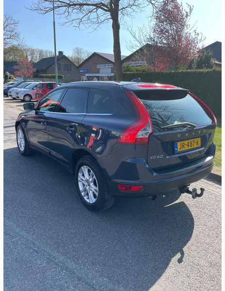 Volvo XC60 XC60 DZ88/DZ8850 5 Cilinder Euro 5 - هاتشباك: صور 3 Volvo XC60 XC60 DZ88/DZ8850 5 Cilinder Euro 5 - هاتشباك: صور 3