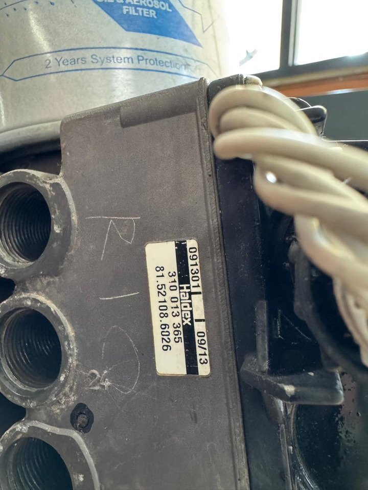 AIR MANAGEMENT UNIT ASSEMBLY ECAM UNHEATED MAN TGA - أجزاء الفرامل: صور 5 AIR MANAGEMENT UNIT ASSEMBLY ECAM UNHEATED MAN TGA - أجزاء الفرامل: صور 5