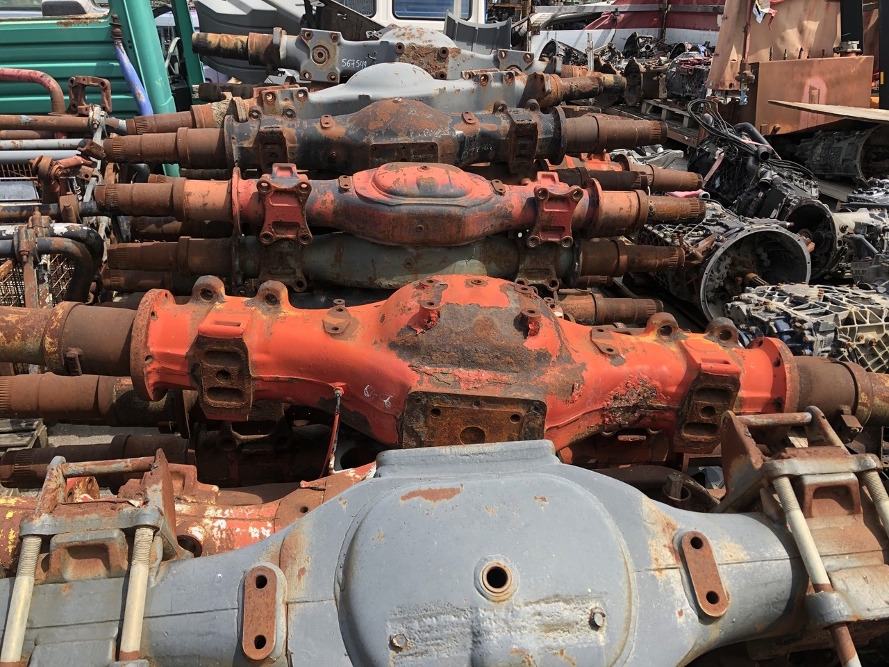 BELL HUB MERCEDES 1735 4X4 - محاور - شاحنة: صور 5 BELL HUB MERCEDES 1735 4X4 - محاور - شاحنة: صور 5