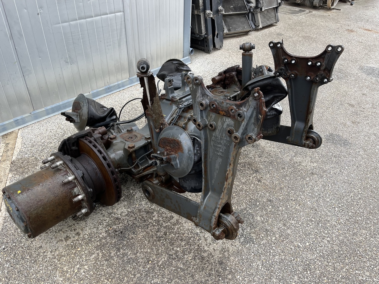 REAR AXLE WITH DIFFERENTIAL GEAR ,RATIO 29:24 - التفاضلية والعتاد - شاحنة: صور 3 REAR AXLE WITH DIFFERENTIAL GEAR ,RATIO 29:24 - التفاضلية والعتاد - شاحنة: صور 3