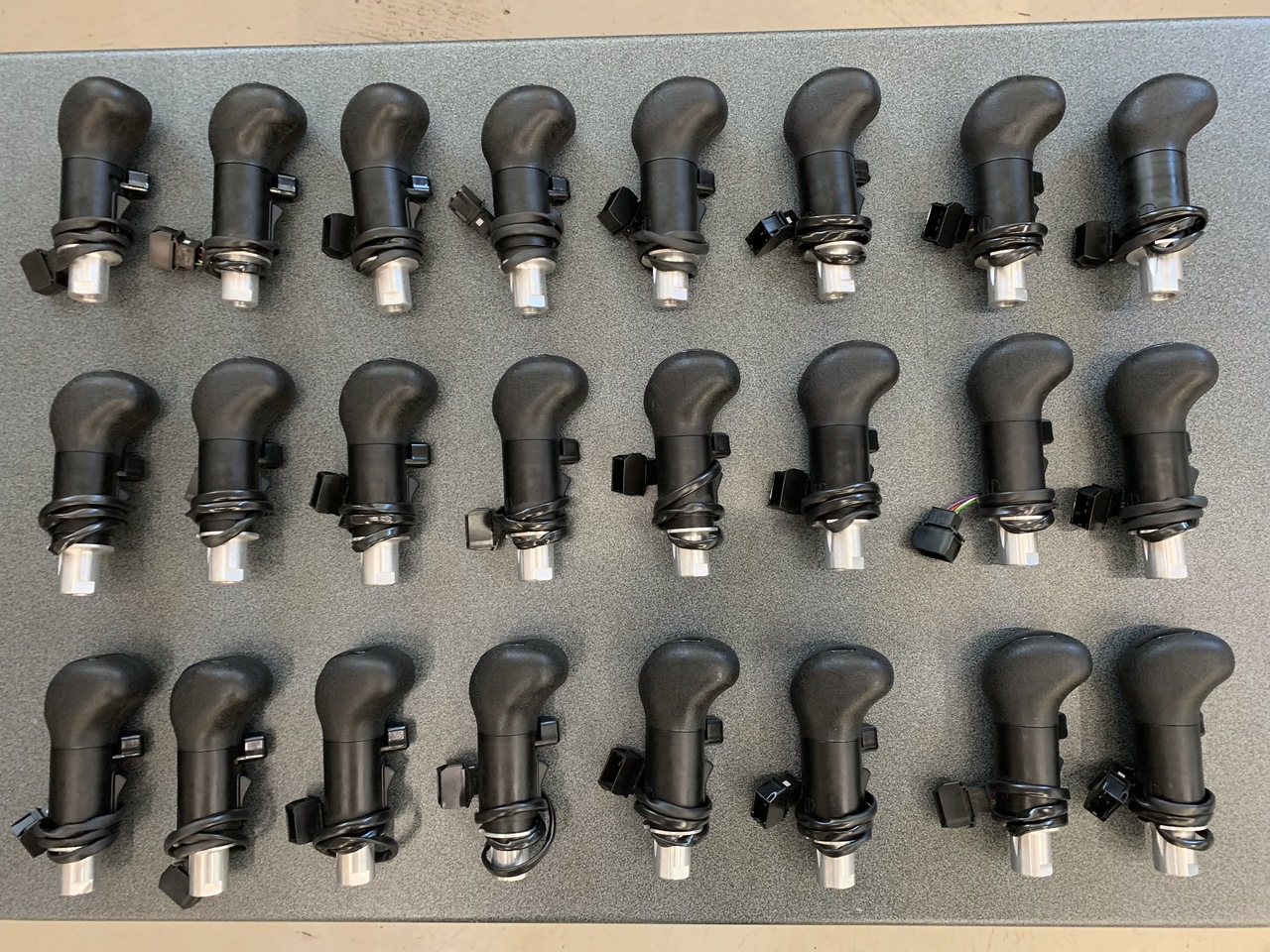 SHIFT KNOB L.H DRIVE VEHICLE ZF - عتلة تبديل السرعة - شاحنة: صور 4 SHIFT KNOB L.H DRIVE VEHICLE ZF - عتلة تبديل السرعة - شاحنة: صور 4