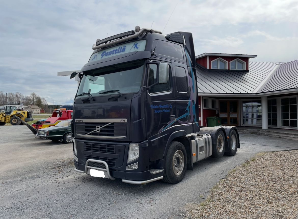 Volvo FH13 480 - شاحنة جرار: صور 2 Volvo FH13 480 - شاحنة جرار: صور 2