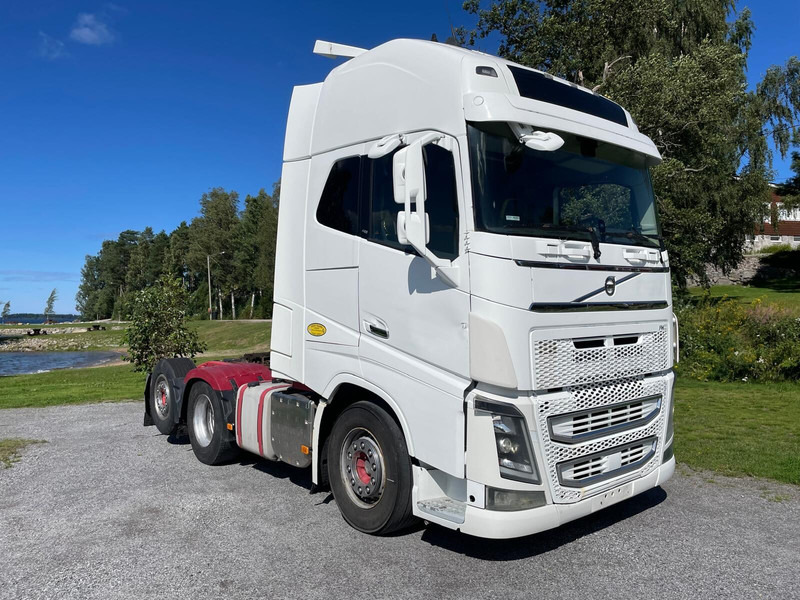 Volvo FH16 600 - شاحنة جرار: صور 1 Volvo FH16 600 - شاحنة جرار: صور 1