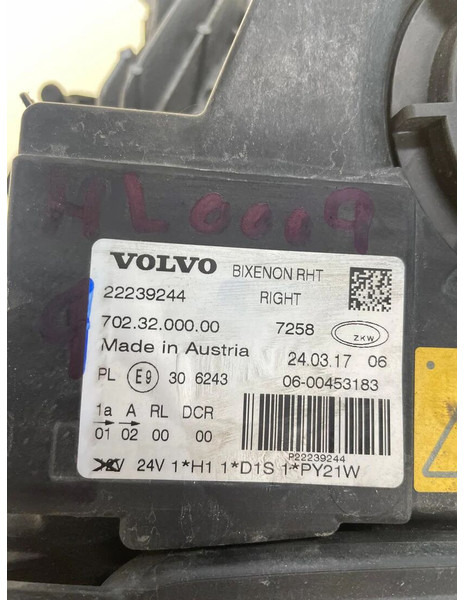Volvo FH4 - كشافات: صور 2 Volvo FH4 - كشافات: صور 2