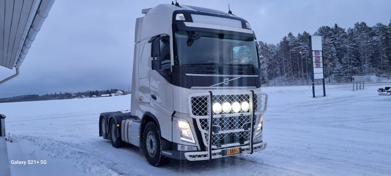 Volvo FH500 Globe XL Retarder, I-See, I-Save - شاحنة جرار: صور 1 Volvo FH500 Globe XL Retarder, I-See, I-Save - شاحنة جرار: صور 1