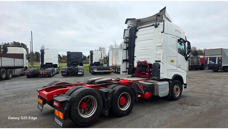 Volvo FH500 - شاحنة جرار: صور 4 Volvo FH500 - شاحنة جرار: صور 4